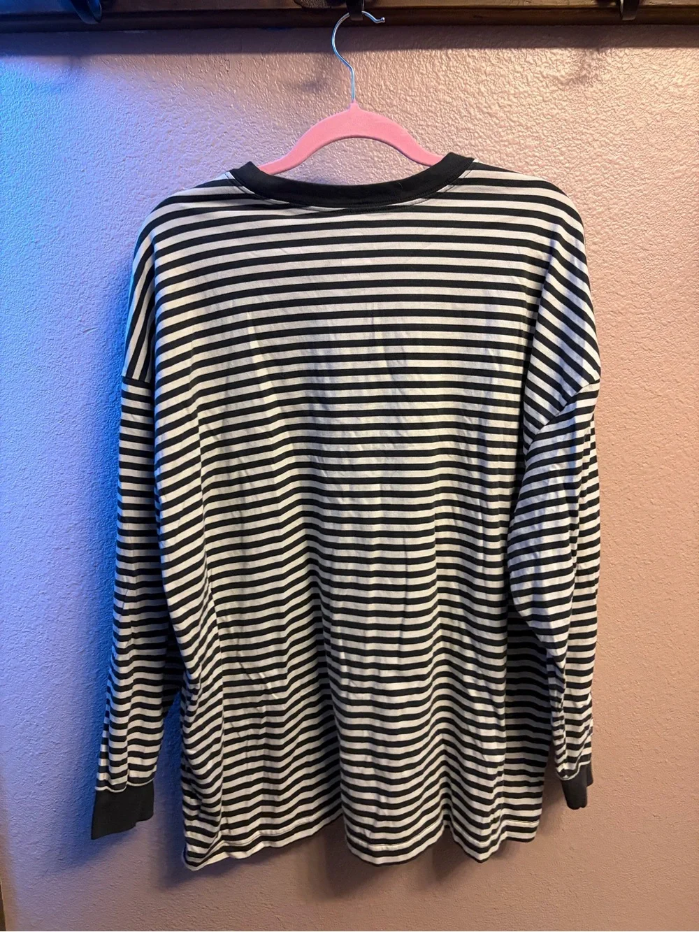 Nike Women’s Striped Long Sleeve Tee